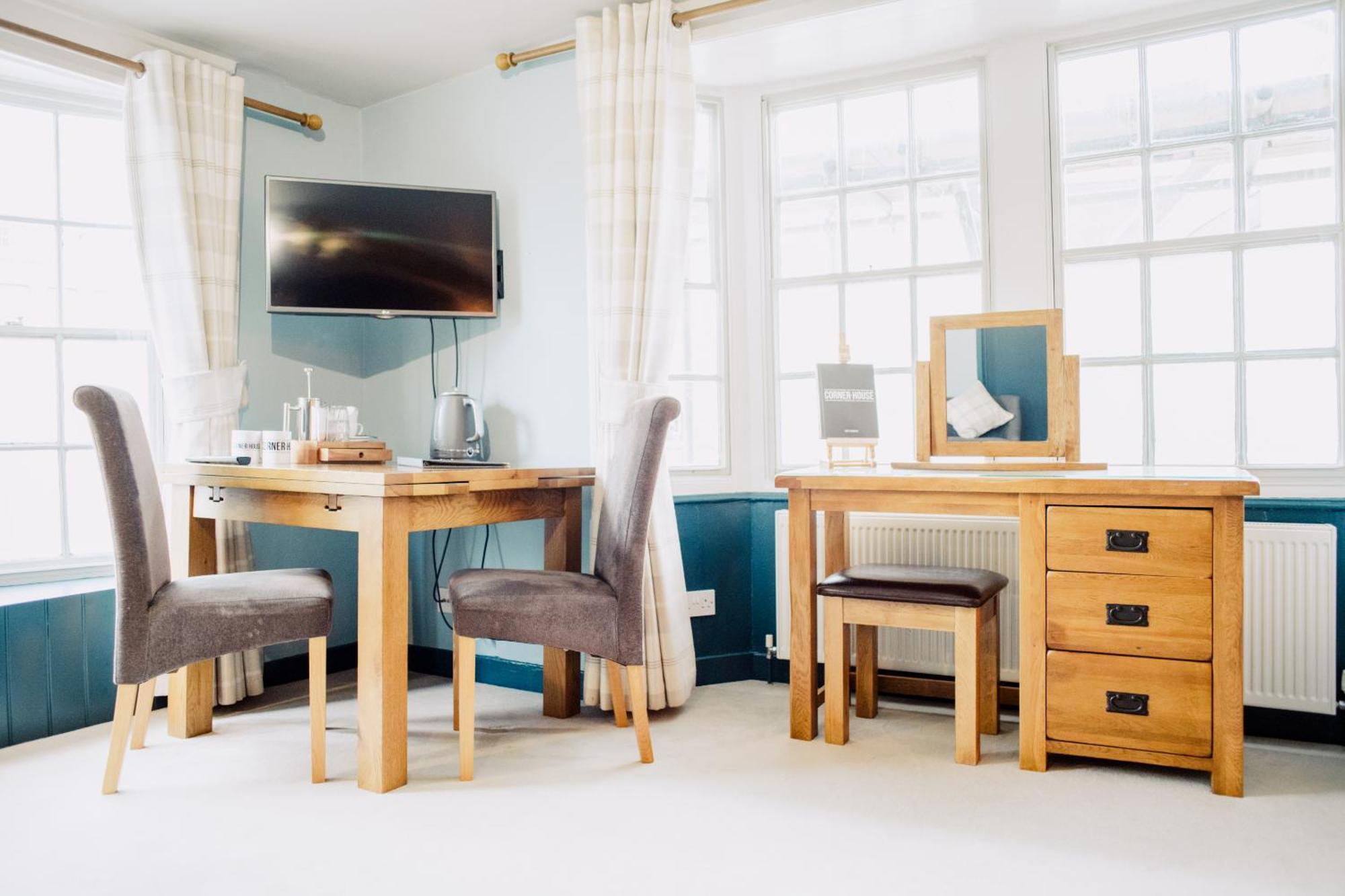 ザ コーナー ハウス カンタベリー Bed & Breakfast エクステリア 写真