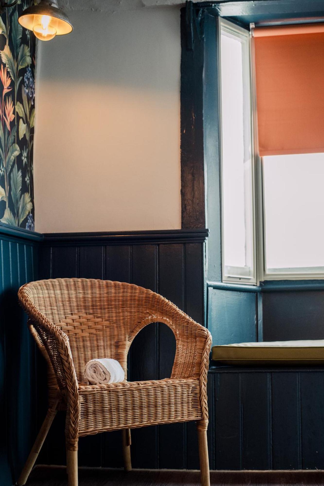 ザ コーナー ハウス カンタベリー Bed & Breakfast エクステリア 写真