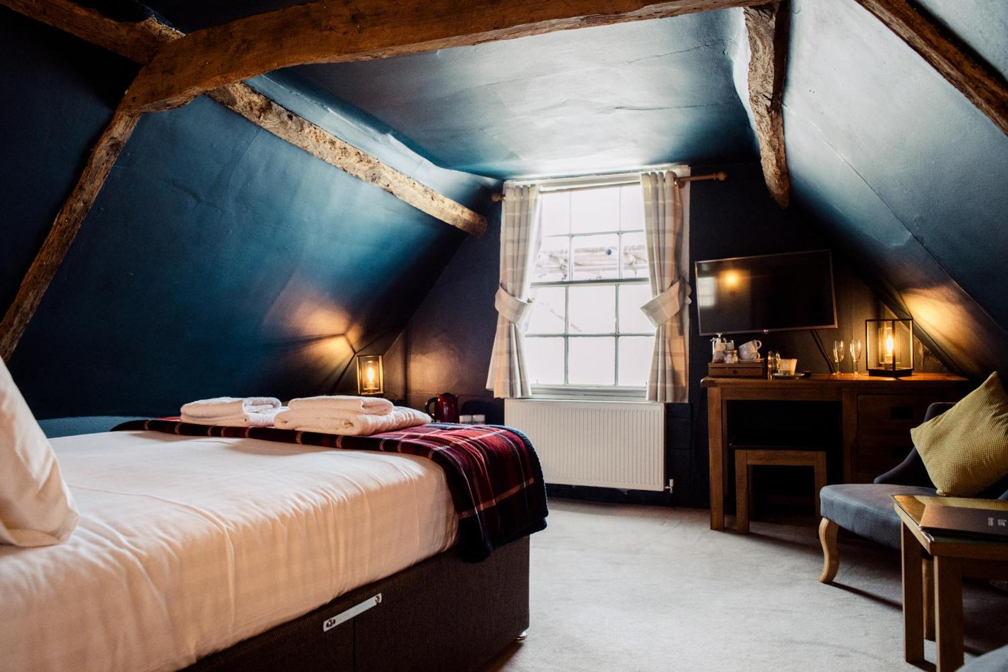 ザ コーナー ハウス カンタベリー Bed & Breakfast エクステリア 写真
