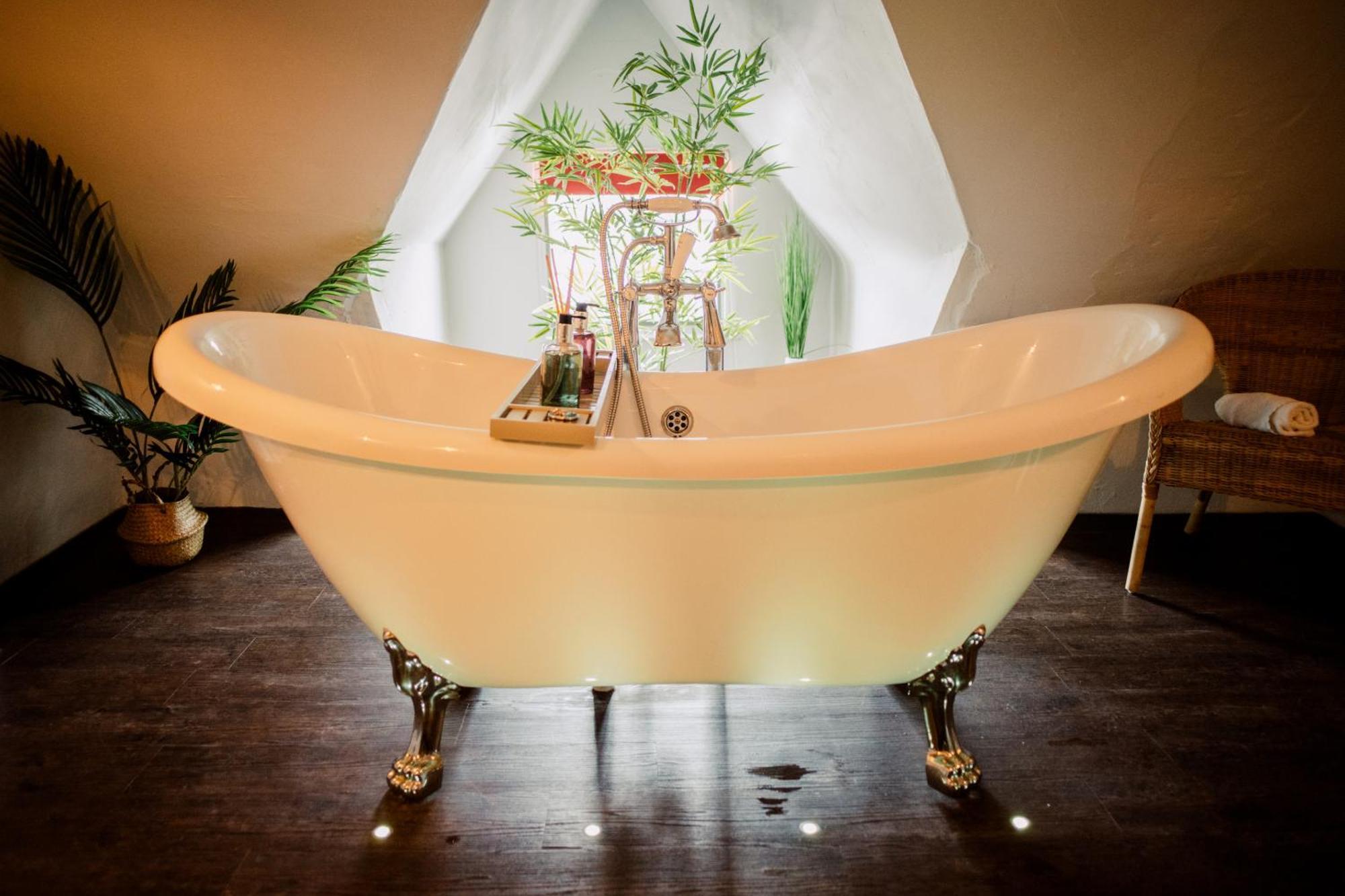 ザ コーナー ハウス カンタベリー Bed & Breakfast エクステリア 写真