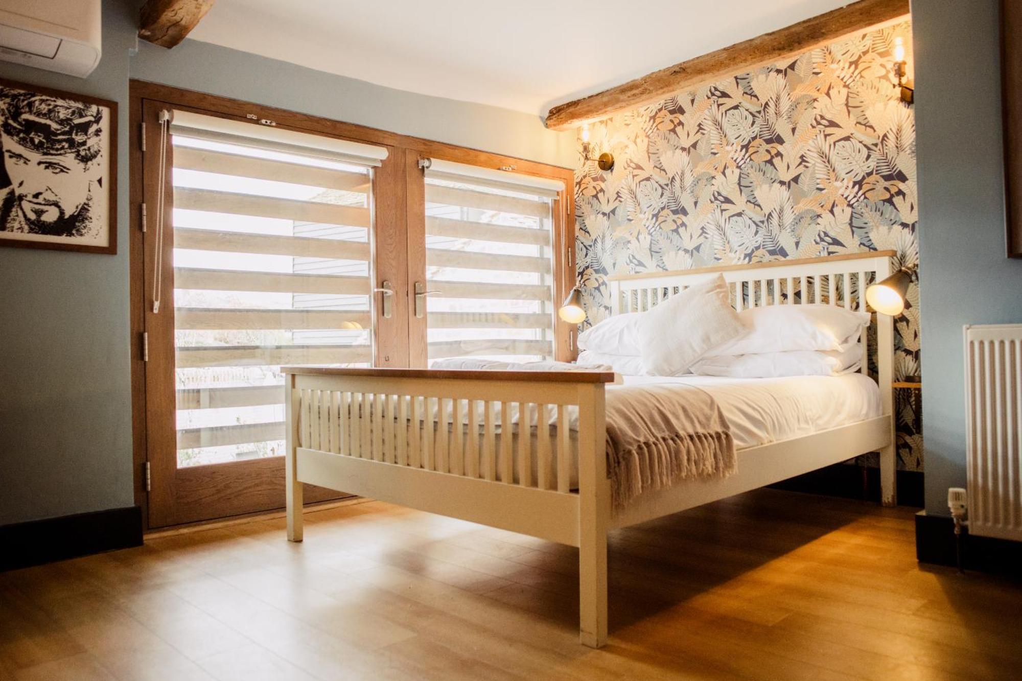 ザ コーナー ハウス カンタベリー Bed & Breakfast エクステリア 写真